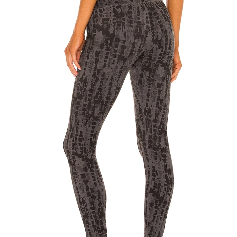 Varley Luna Leggings - textured scales